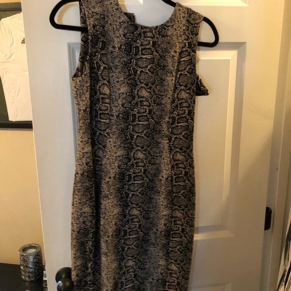 Calvin Klein size 6 snake print work/formal dress - Picture 1 of 1